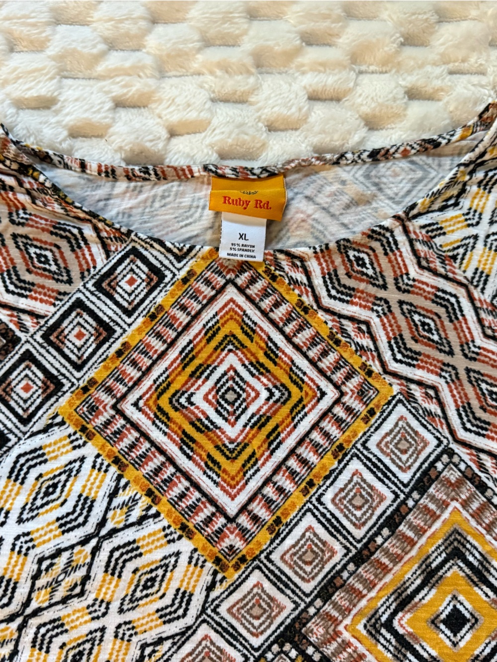 Ruby Rd. Geometric Print Flutter Sleeve Blouse - Picture 3 of 4